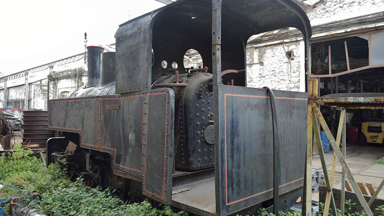 Το τρένο της Καρατζόβας «σφυρίζει» για… διάσωση Το τρένο της Καρατζόβας «σφυρίζει» για… διάσωση